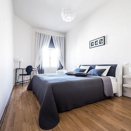 Modern Apartment Riegrovy Sady 프라하 객실 사진