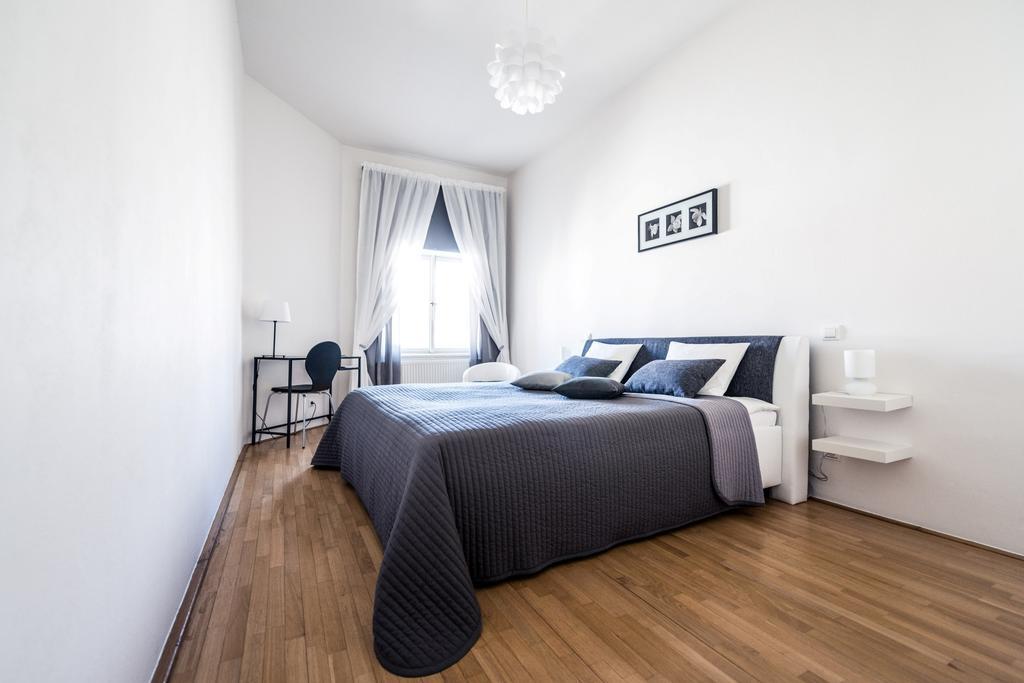 Modern Apartment Riegrovy Sady 프라하 객실 사진