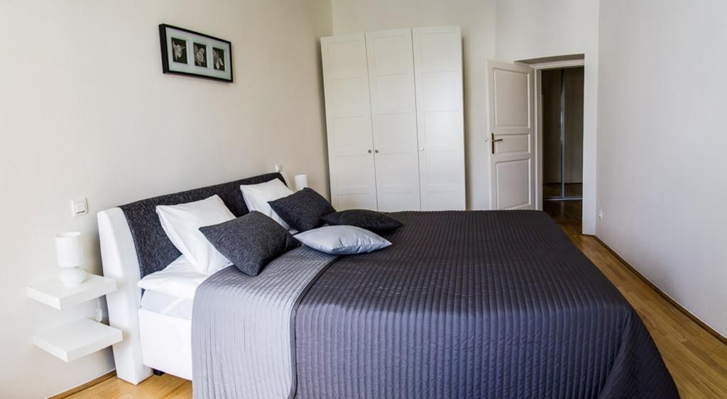Modern Apartment Riegrovy Sady 프라하 객실 사진